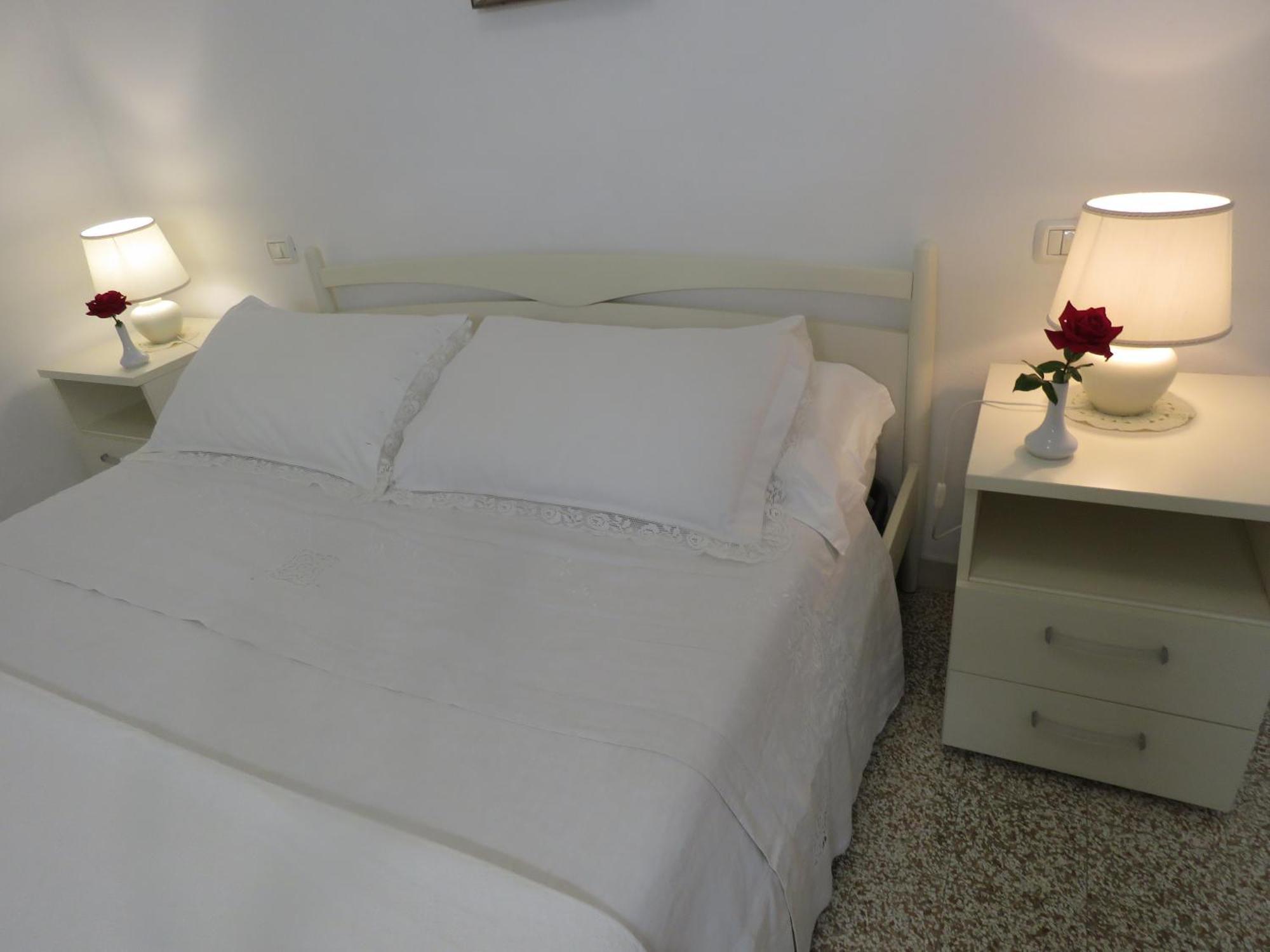 Alla Foce Del Magra - Appartamenti Sul Fiume Con Posto Barca Vicino Cinque Terre Ameglia Quarto foto